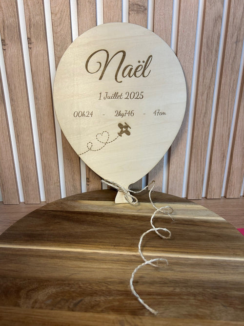 Ballon décoratif personnalisé en bois