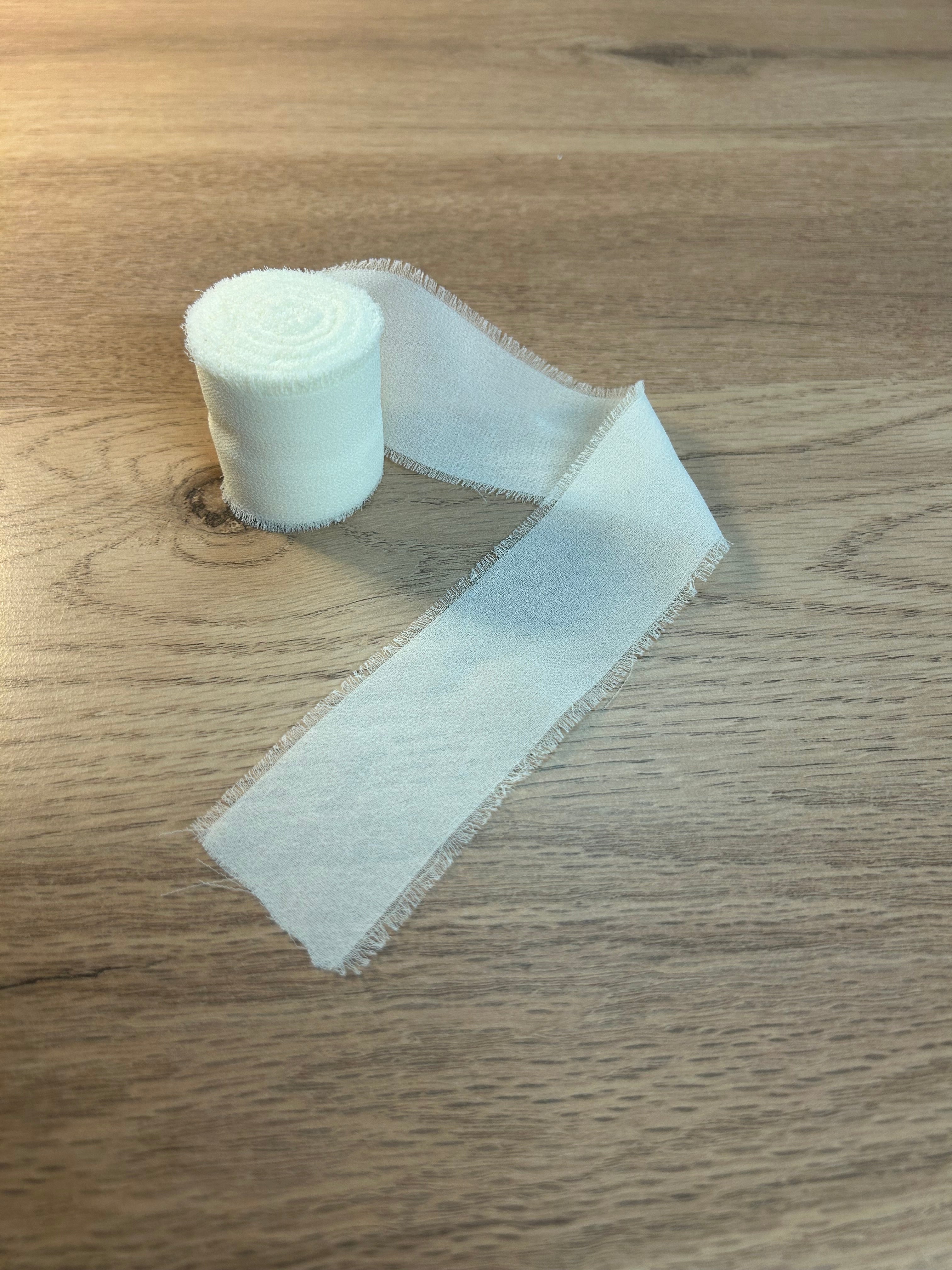 Boule de noël blanche 8cm